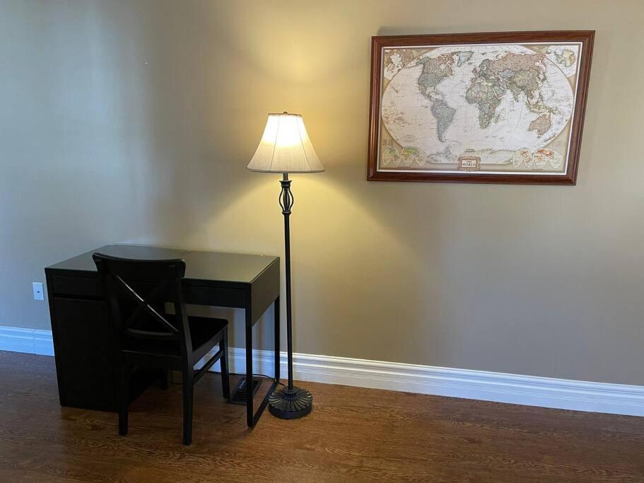 Cozy 2 Bedroom Home In Chatham - Left Side Extérieur photo